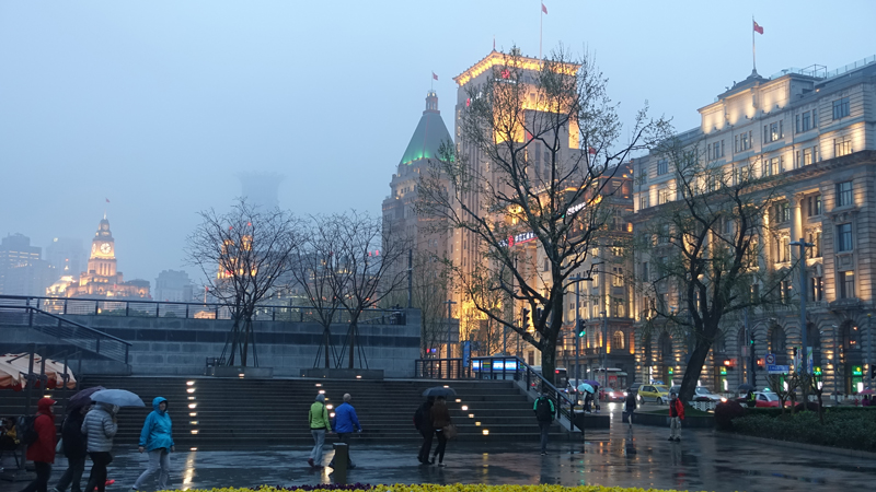 2017-04-06_180618 china-2017.jpg - Shanghai - Bund